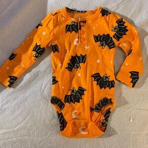 Halloween Orange Bat Print Baby Onesie from Old Navy 3-6M